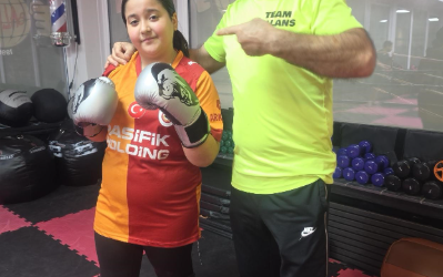 Kickboksen met Sukrannur en Keyan