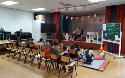 Manon Sikkel bij de basisschool Hubertus. 23-06-21